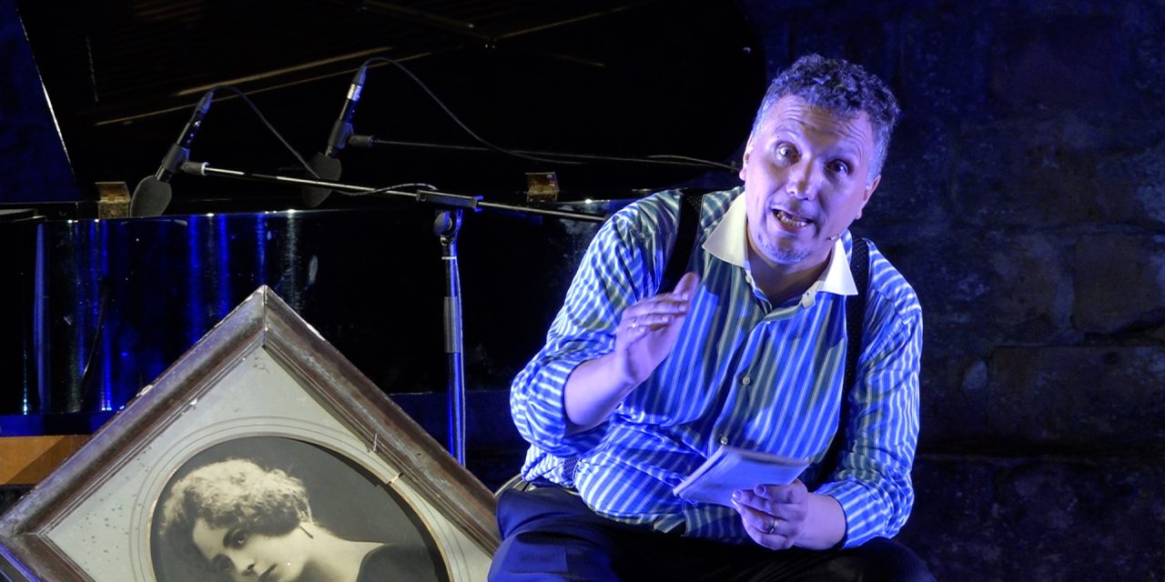 Novecento. Il Pianista sull’Oceano, interminabili gli applausi al Teatro Romano