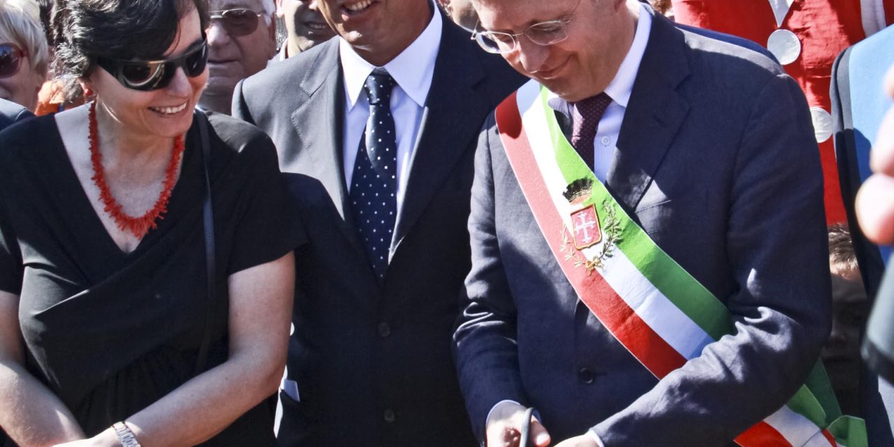 Boccadarno: i Ministri Carrozza e Orlando insieme al Sindaco Filippeschi al taglio del nastro del nuovo porto turistico di Pisa