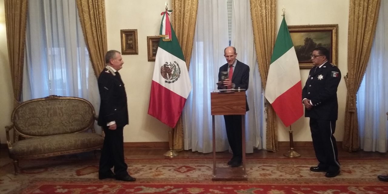 Al Generale Sabino Cavaliere Onorificenza al Merito Internazionale della Polizia Federale Messicana