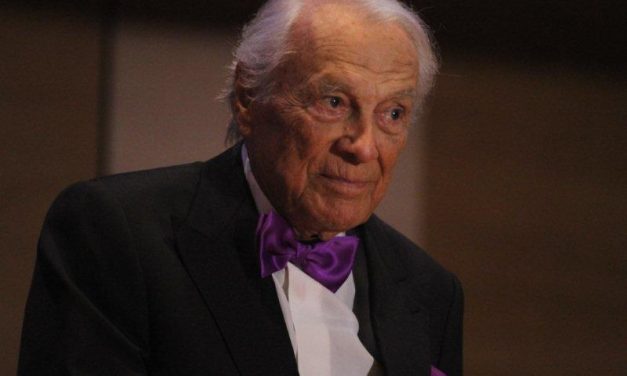 ALBERTAZZI, ADDIO AD UN RE DEL PALCOSCENICO