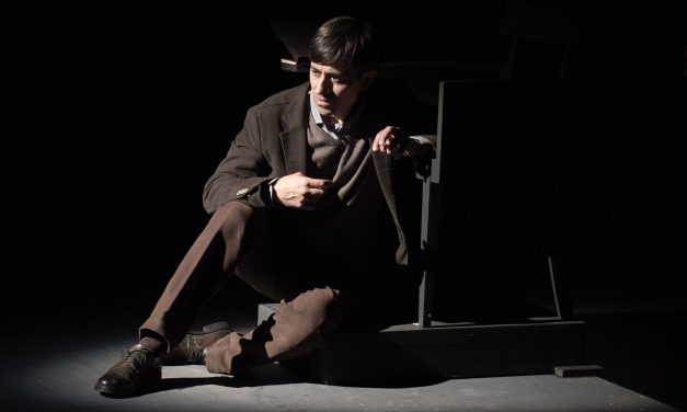 Luigi Lo Cascio a Prato con la poesia di Pasolini in “Il sole e gli sguardi”