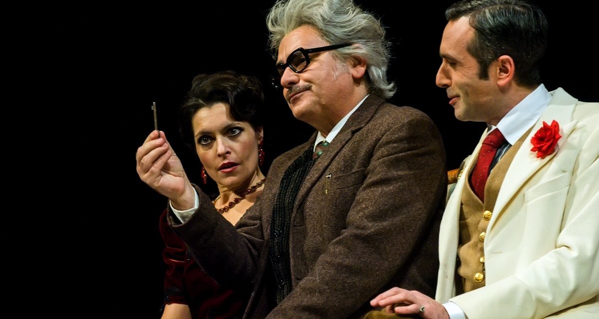 UN BERRETTO PIENO DI RISATE