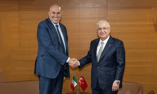 Difesa: Il Ministro Crosetto incontra il Ministro della Difesa dell’Arabia Saudita Principe Khalid Bin Salman Bin Abdulaziz