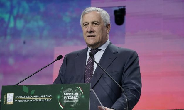 Tajani alla 41ᵅ Assemblea annuale dell’Anci al Lingotto di Torino: “Tra Farnesina e Comuni d’Italia una alleanza strategica”