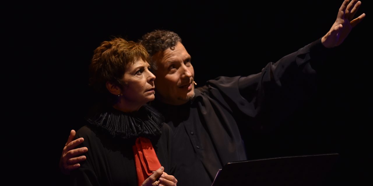 Dopo gli applausi a scena aperta per “Cattivi, cattivissimi e bastardi nel teatro di Shakespeare”, al Persio Flacco di Volterra, il successo della diretta trasmessa da Radio Vaticana