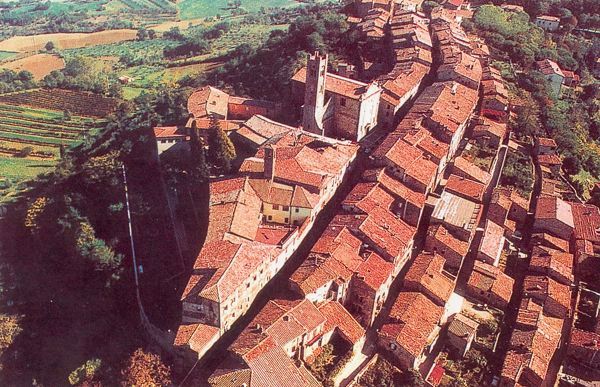 RADICONDOLI, IL MIGLIOR TEATRO NEL CUORE DELLA TOSCANA