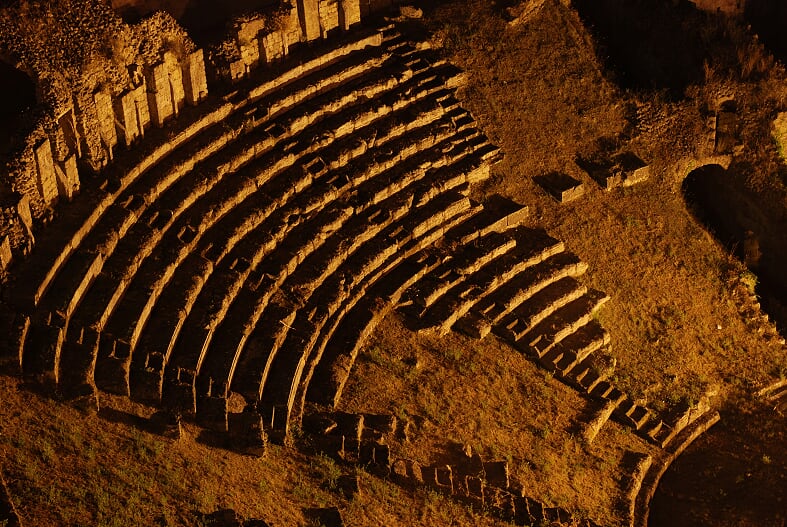 #iorestoacasa in compagnia del Festival Internazionale Teatro Romano Volterra